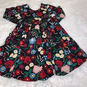 Hanna Andersson Fall vibes floral dress! Organic cotton w/ pockets. Sz 120/ 6-7